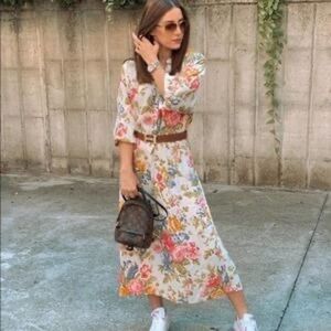 Zara blogger favorite printed floral dress